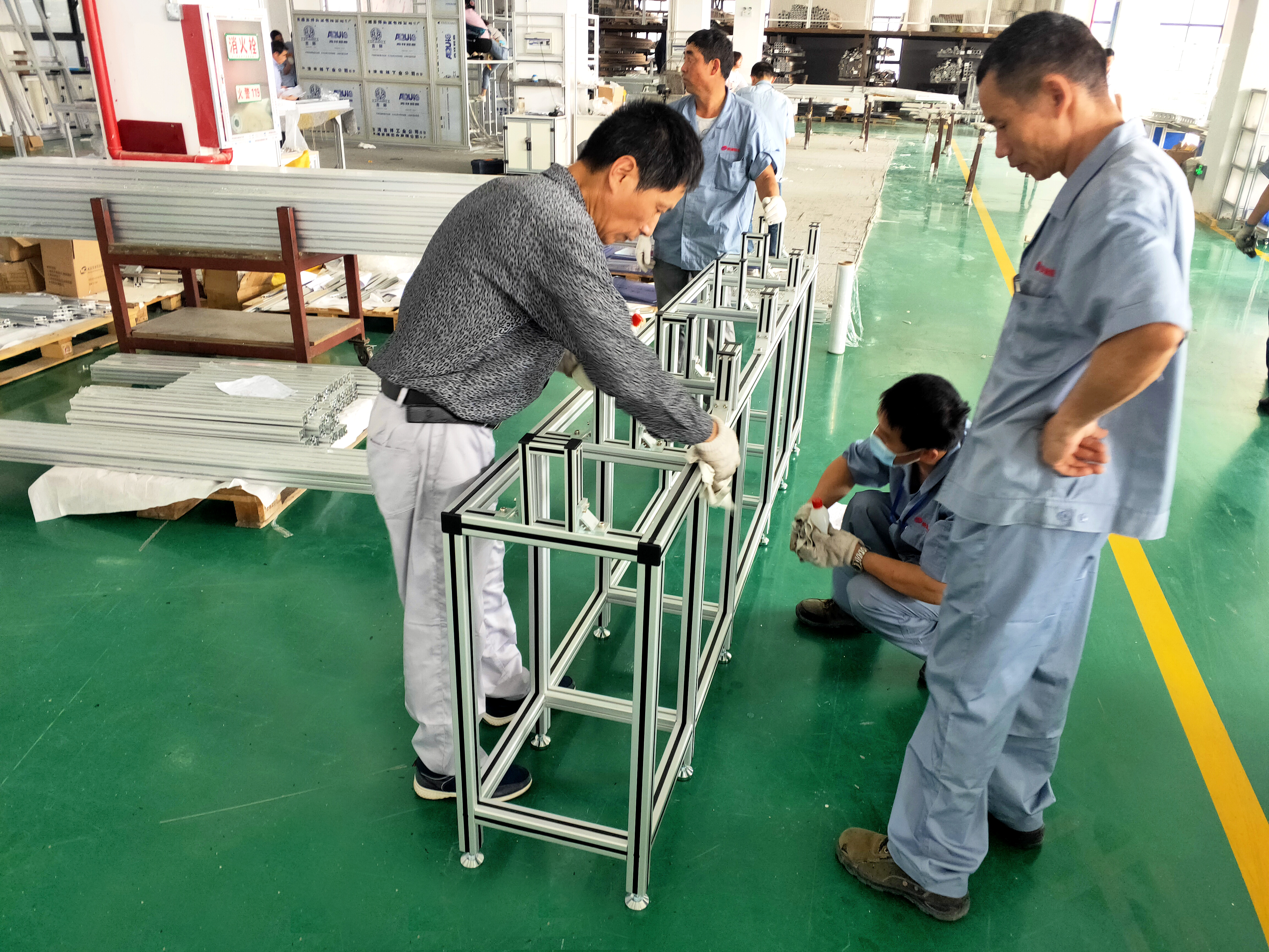 工業(yè)鋁型材圍欄，不同客戶的加工方案