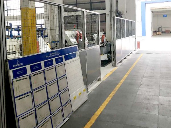 生產線防護圍欄需要固定在地面嗎？